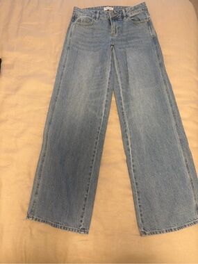 NWOT PacSun Casey Low Rise Baggy Jeans Light Wash - Size 24